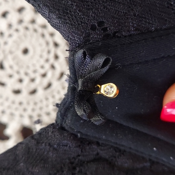 Set of 4 Sexy Soma Bras - Picture 7 of 13